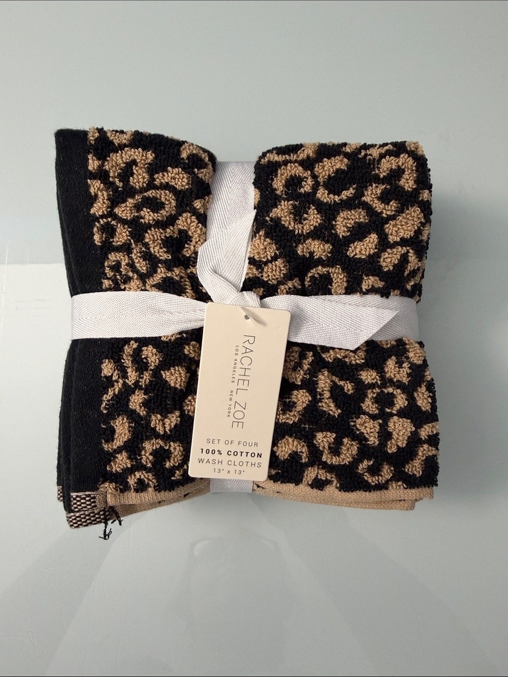 NWT Rachel Zoe Cheetah Print Wash Cloth Set